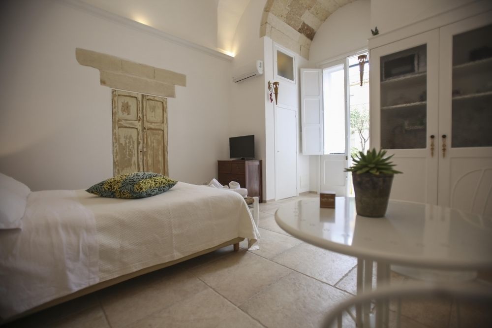 Suite Nina Lecce Exterior foto